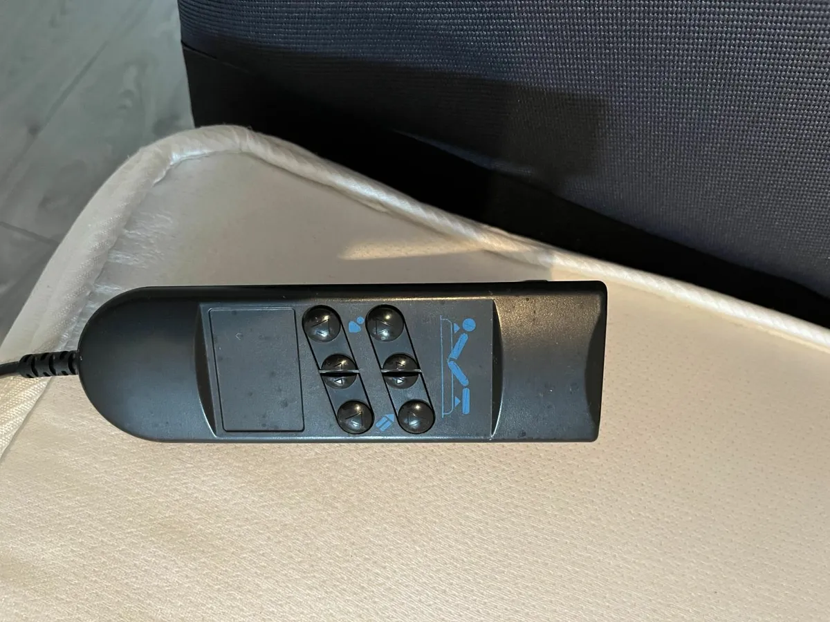 Electric Adjustable Bed Small Double - Image 3