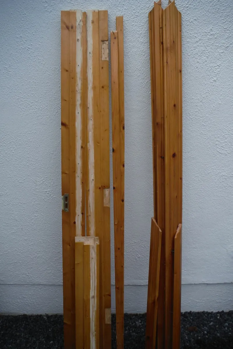 Pine Door & Frame - Image 2