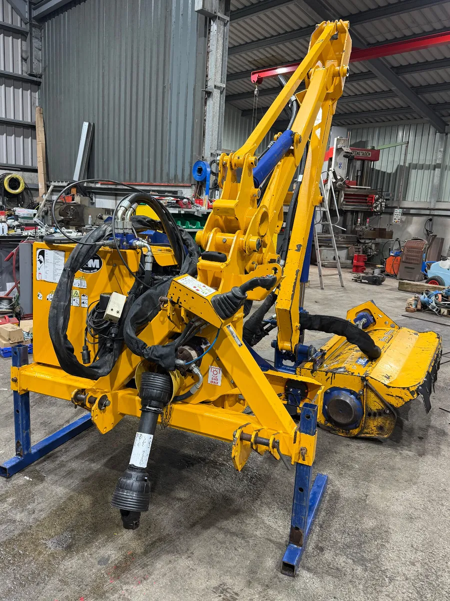 Bomford hedge  cutter No Vat - Image 3