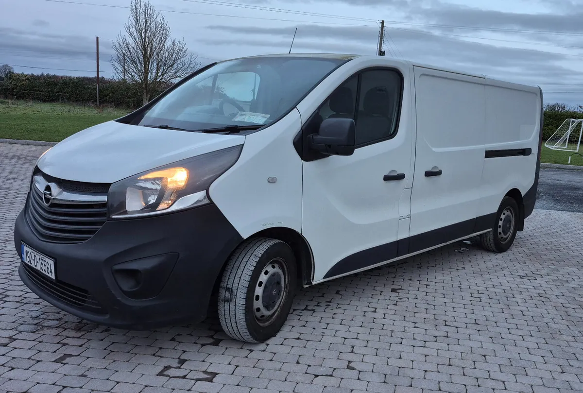 2019 Opel Vivaro - Image 2