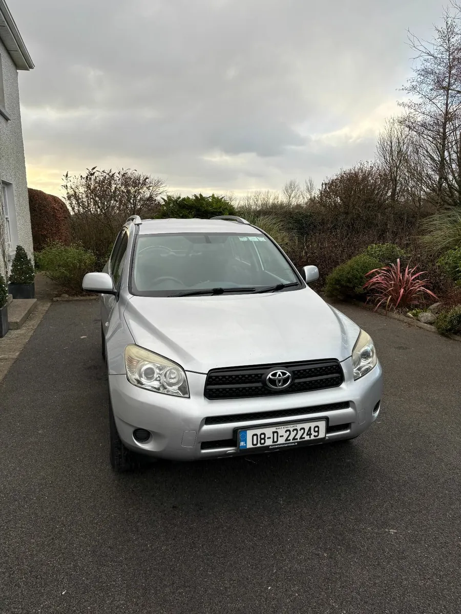 Toyota RAV4 2008 - Image 1