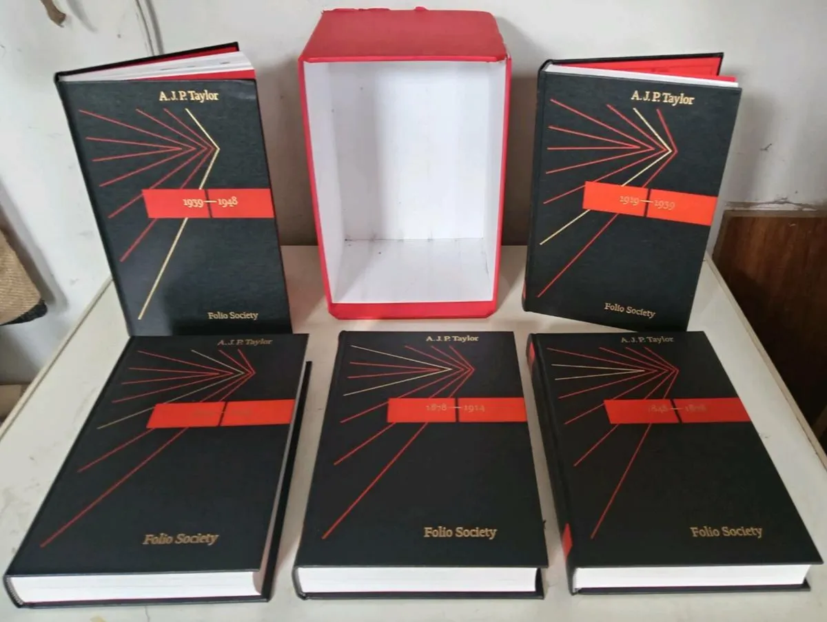 Folio Society A Century of Conflict Bookset - Image 4