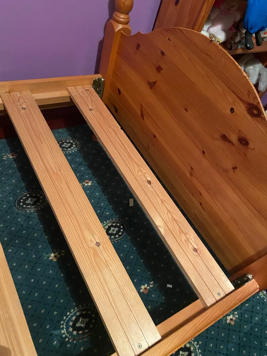 Bed, locker & Book Shelf. - Image 2