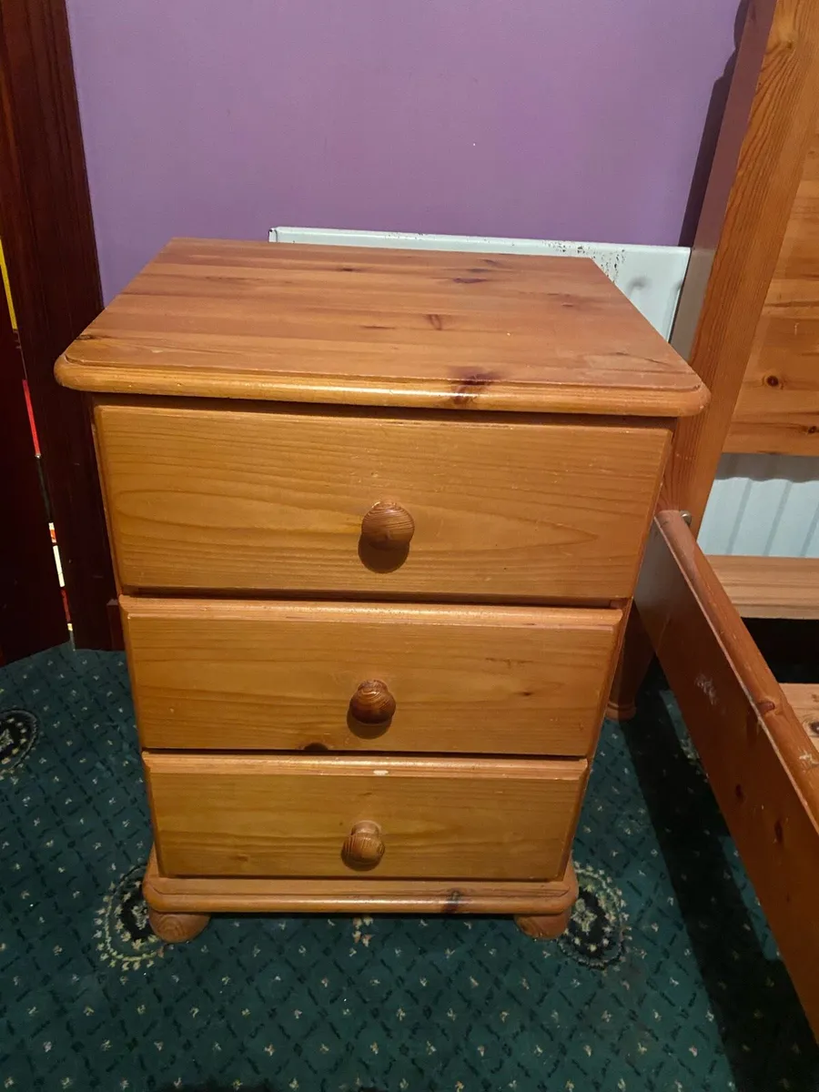 Bed, locker & Book Shelf. - Image 4