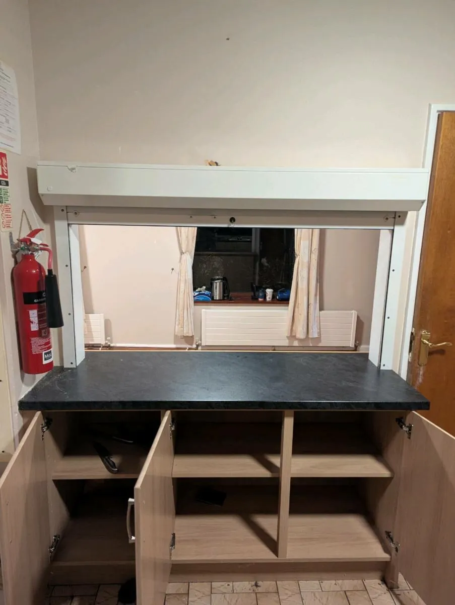 Roller shutter - Image 2