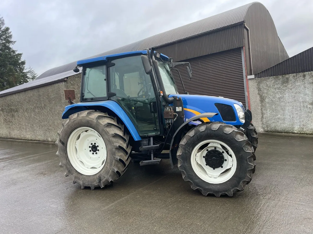 Tl100 new Holland tractor - Image 2