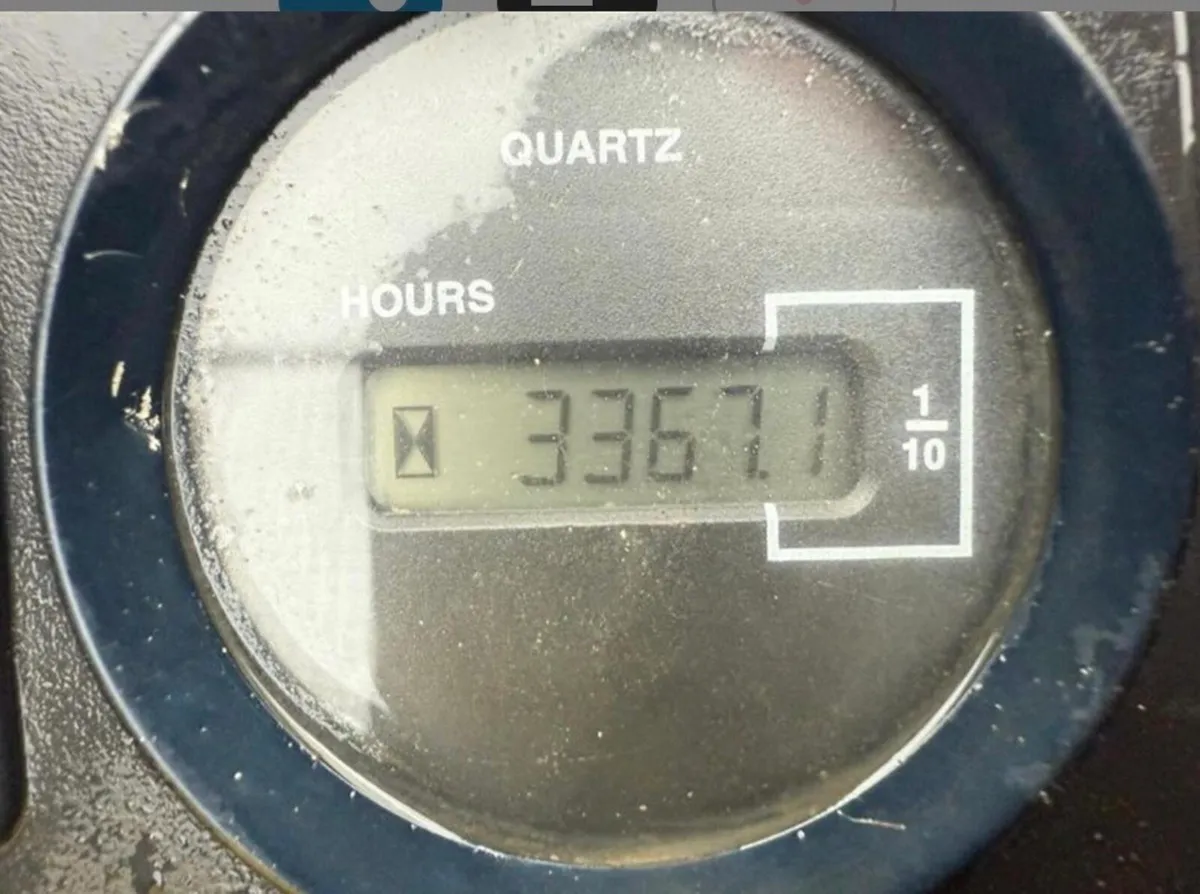 John Deere Diesel Gator 6x4 - Image 4