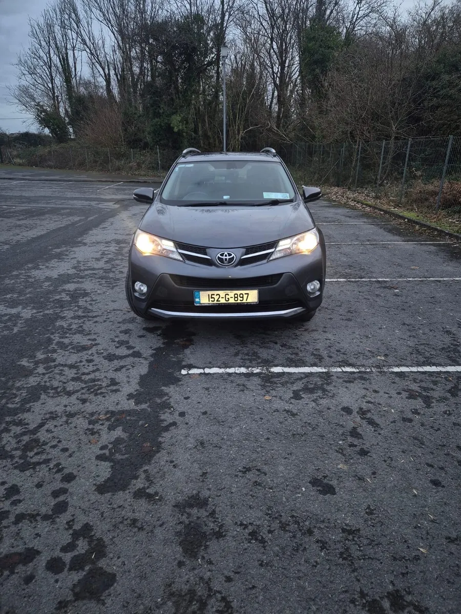 Toyota RAV4 2015 - Image 1