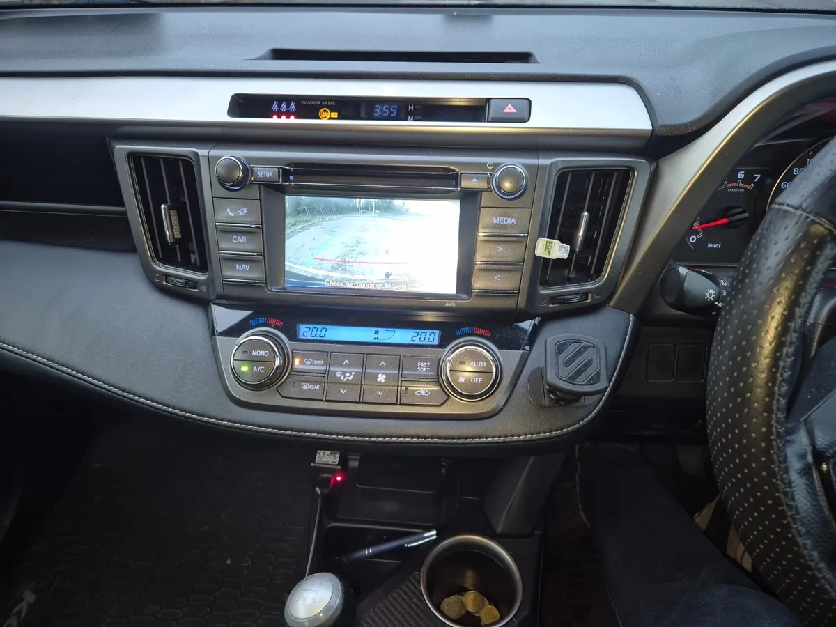 Toyota RAV4 2015 - Image 3