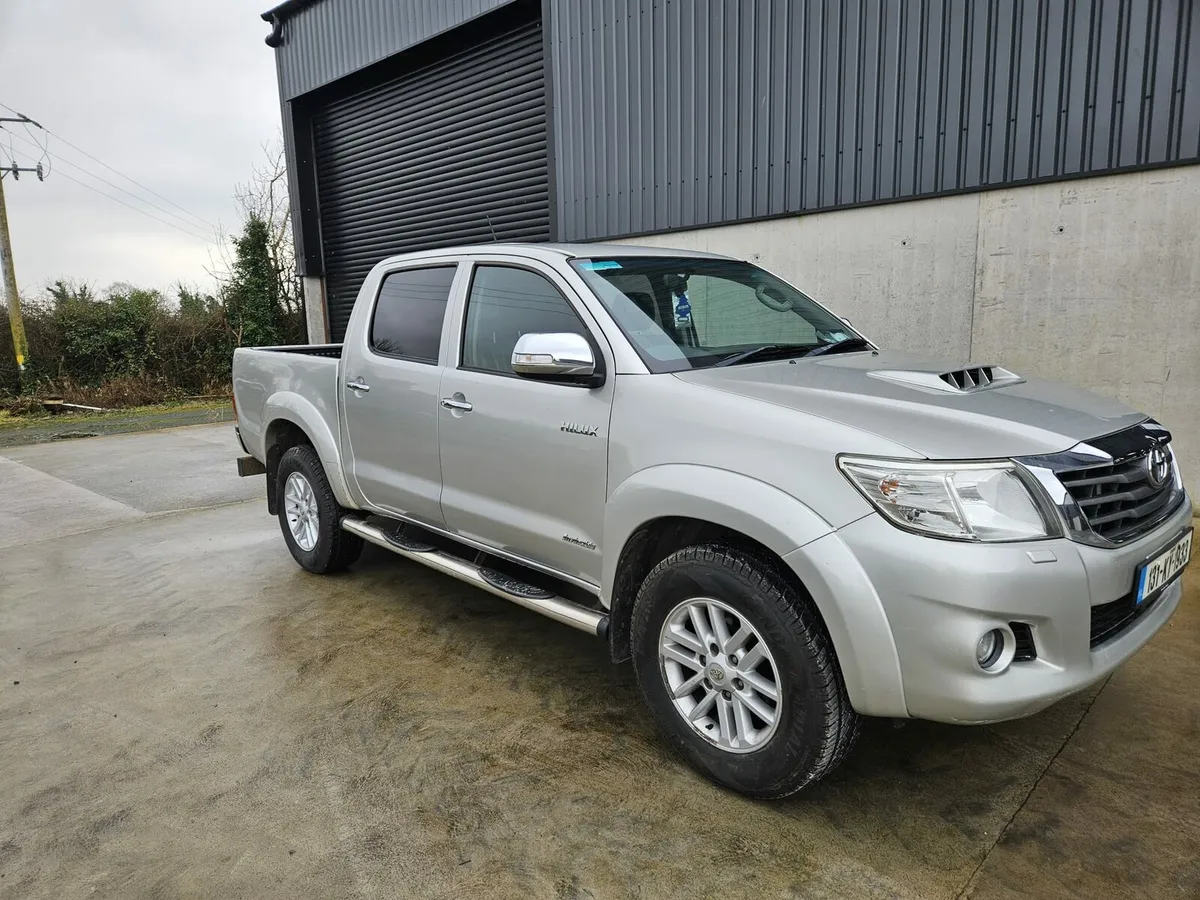 Toyota Hilux - Image 2