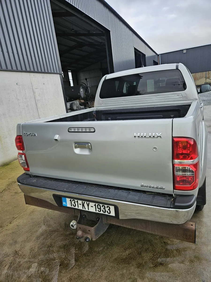 Toyota Hilux - Image 4