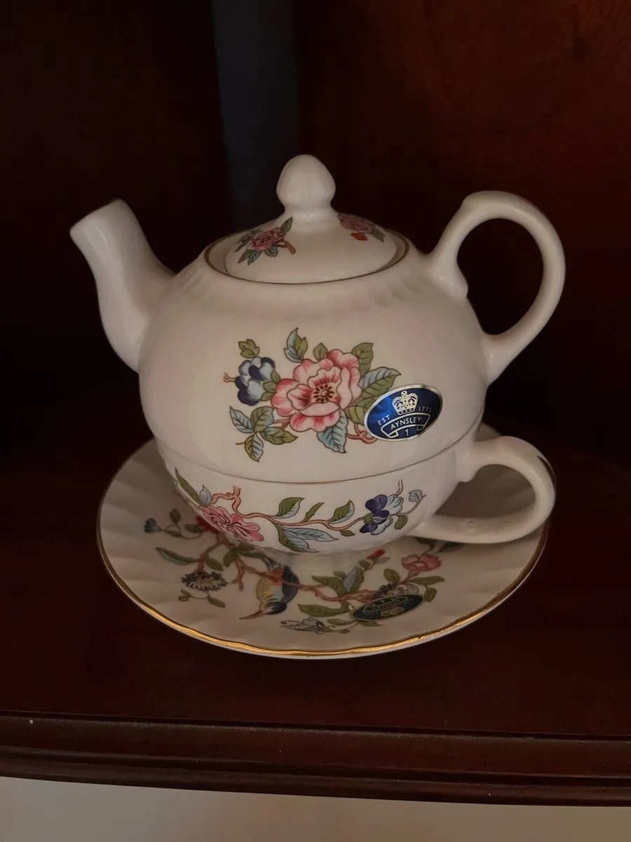 Aynsley Pembroke Bone China Tea for 1 - Image 1