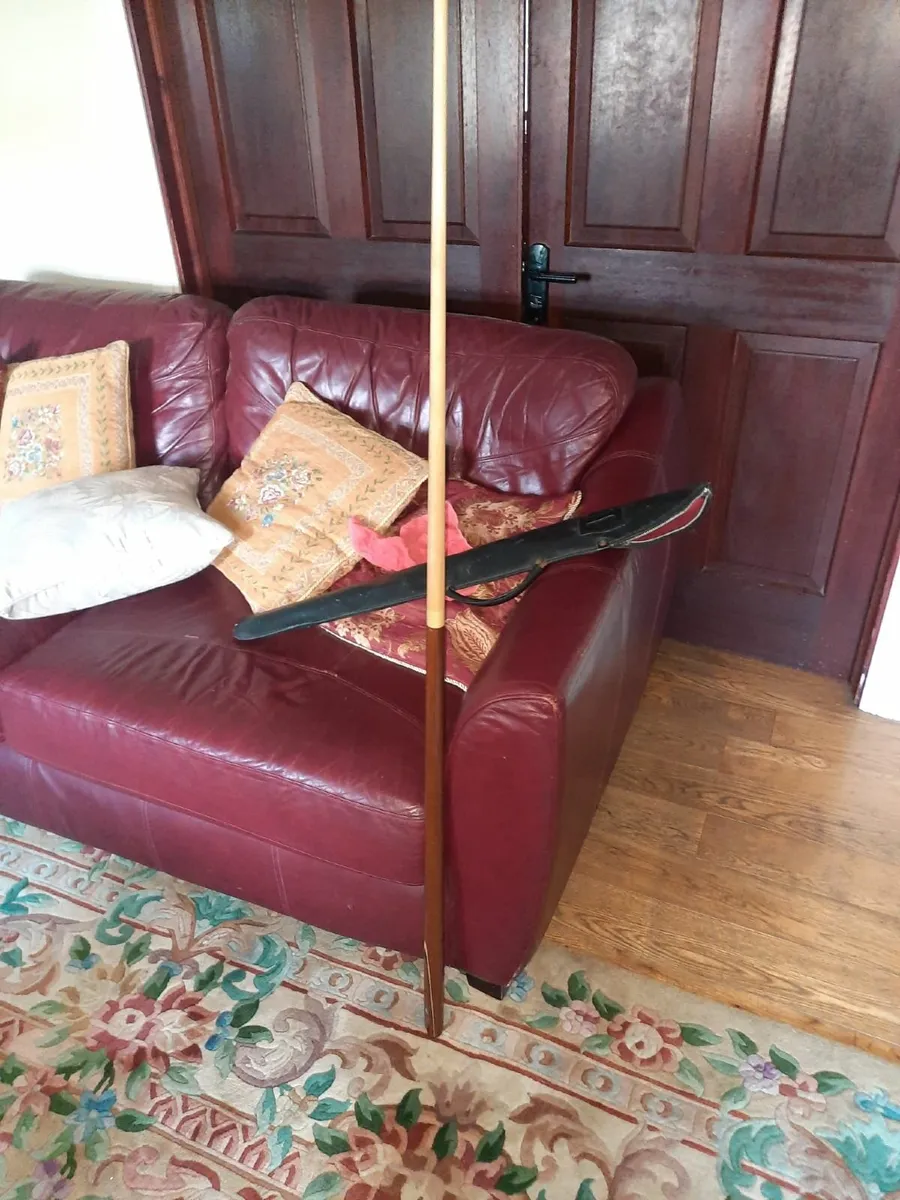 Vintage snooker que - Image 1