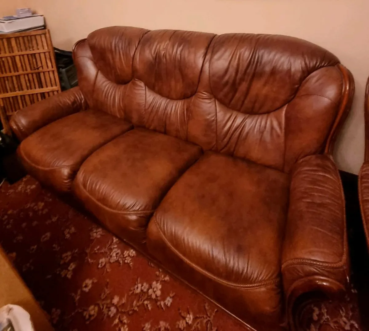 Sofa and chairs - Image 1