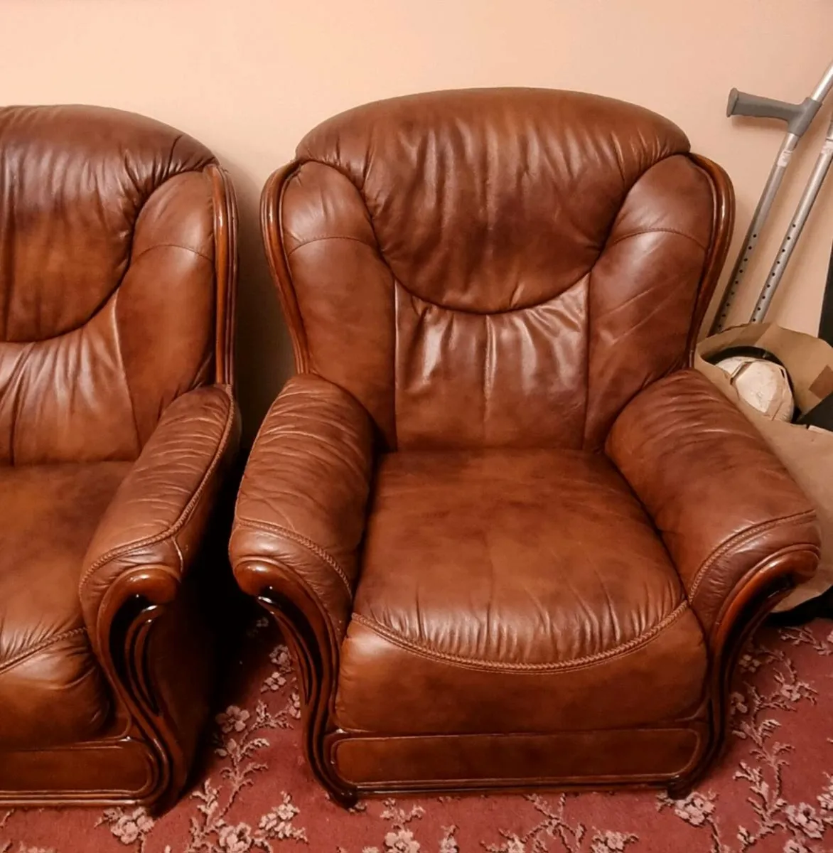 Sofa and chairs - Image 2