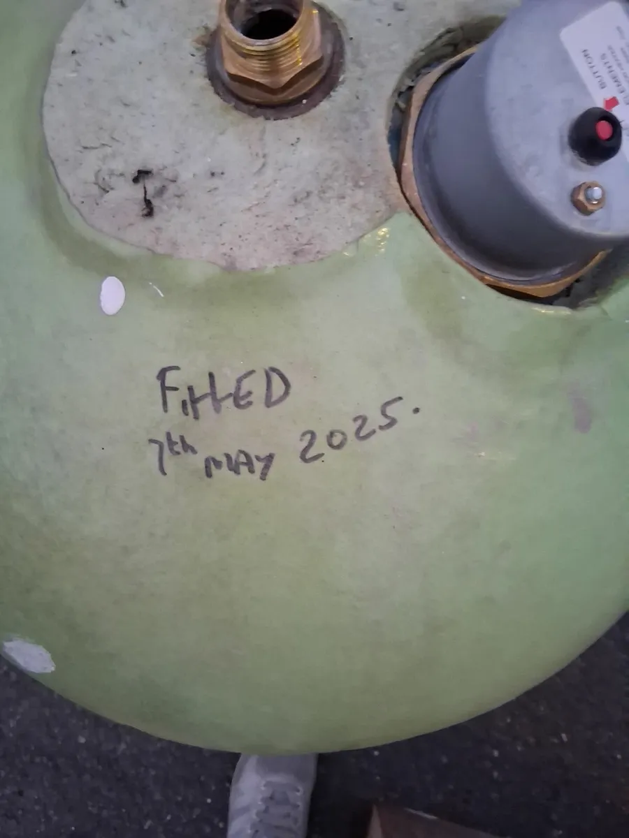 Copper cylinder - Image 2