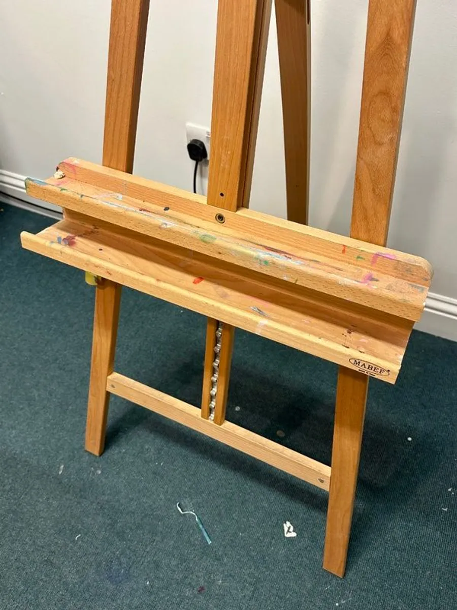 Painting Easel - Image 1