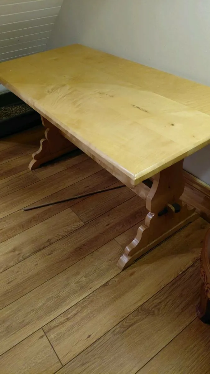 Coffee table for sale - Image 1