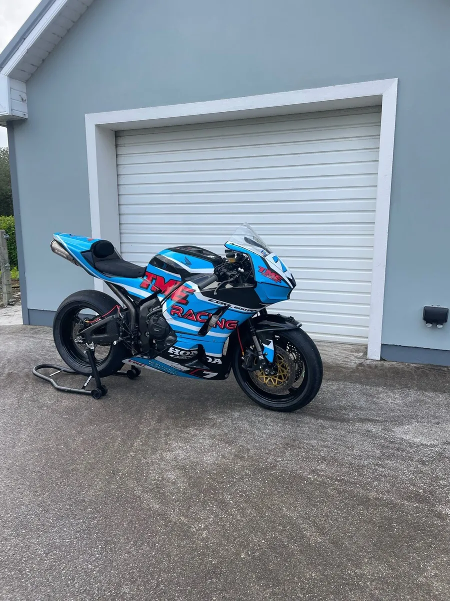 Cbr600rr - Image 2