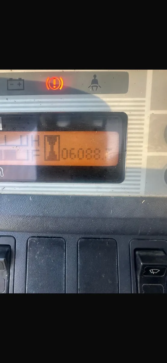 Tcm 1.8 forklift - Image 2