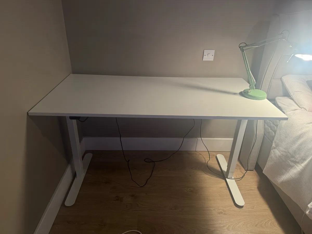 Electric Standing Desk 700 x 1400 - Image 2