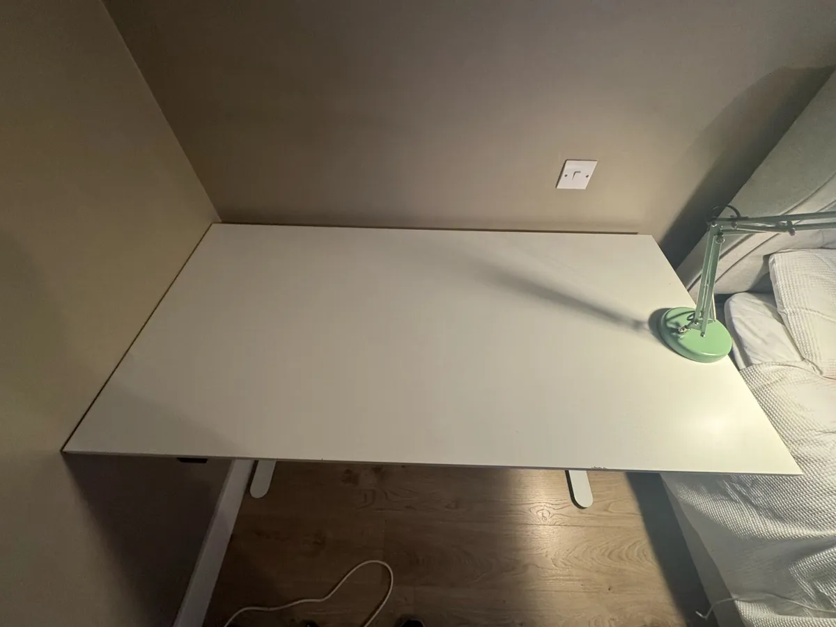 Electric Standing Desk 700 x 1400 - Image 3