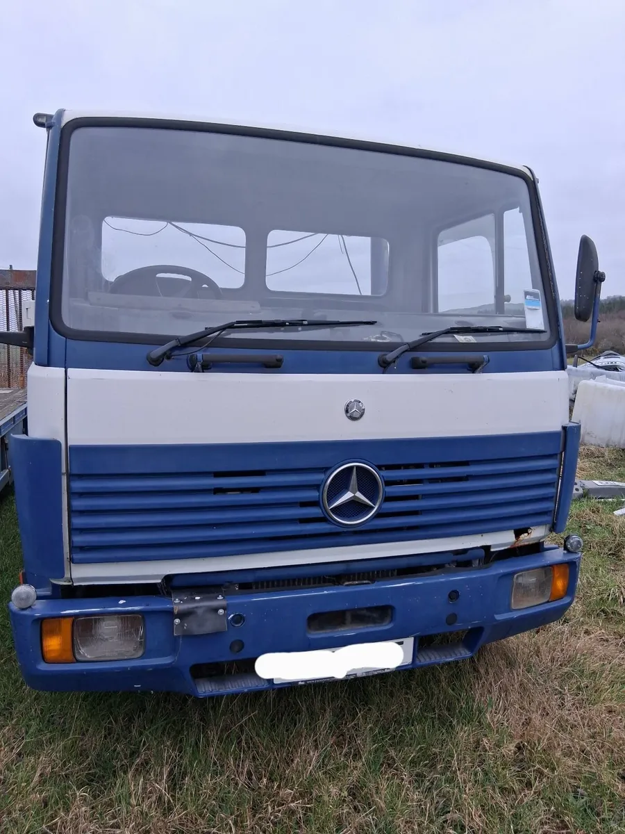Mercedes-Benz Tilt and Slide 1998 - Image 1