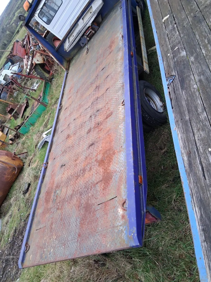 Mercedes-Benz Tilt and Slide 1998 - Image 2