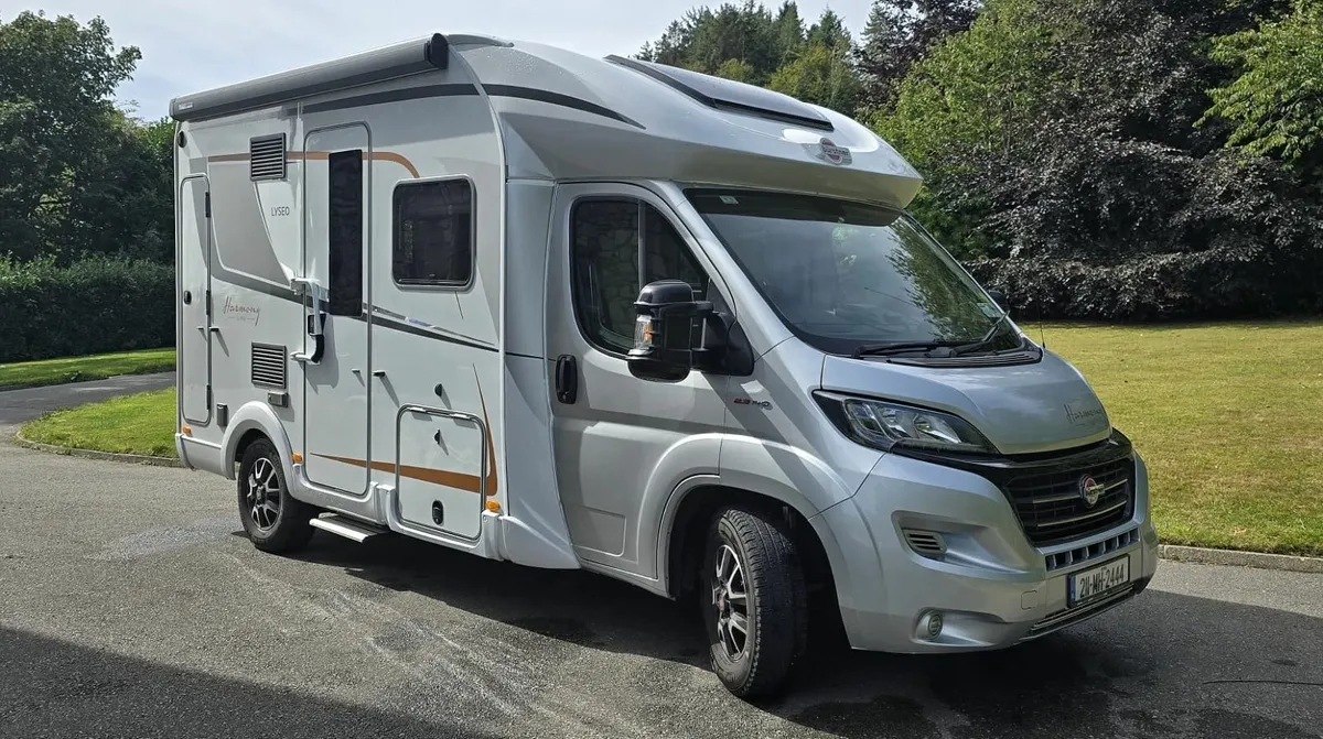 Camper Van 211 Burstner 590 Harmony Lyseo - Image 1