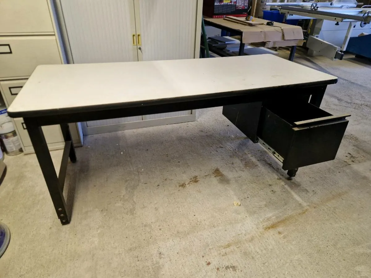 Workbench With Drawer - Image 1