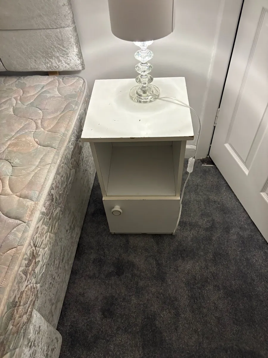 1 x double beds - Image 3