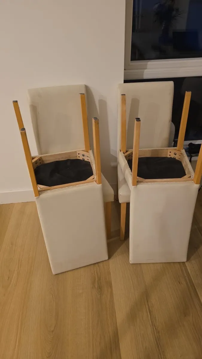 Free 5 kitchen chairs - Collection only