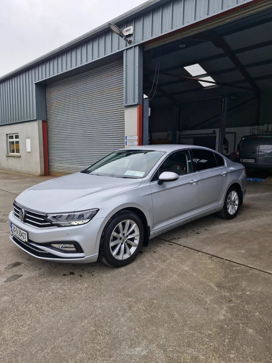 Volkswagen Passat 2020 - Image 1