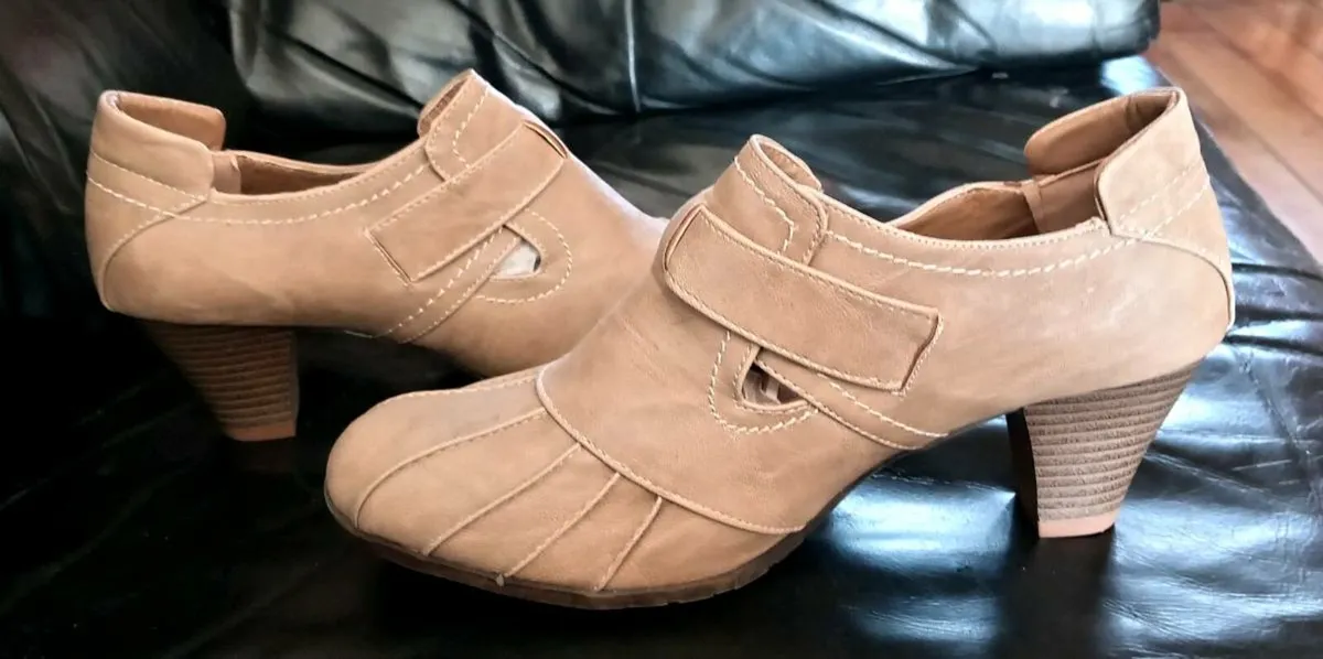 Tan Suede Shoes - Image 4
