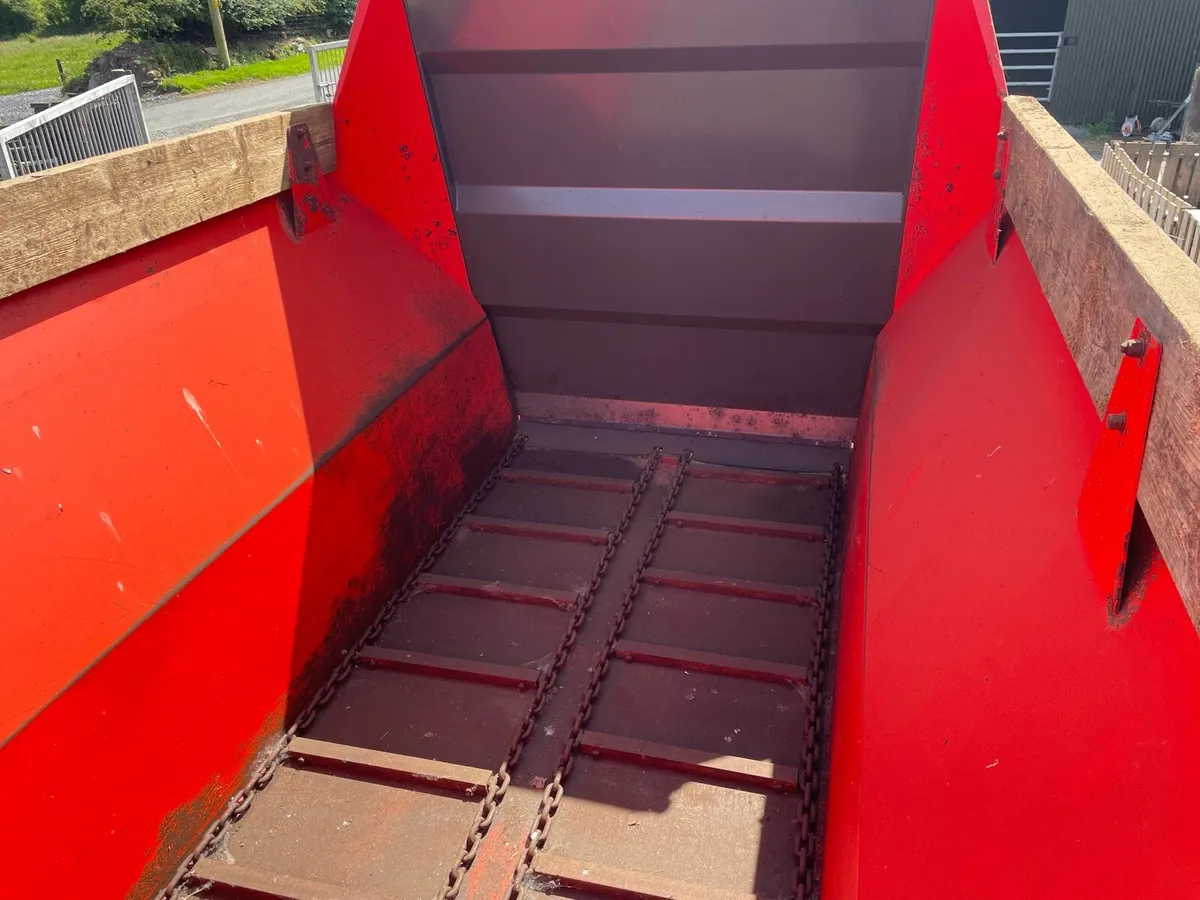 Ktwo 1100 Dung spreader - Image 3