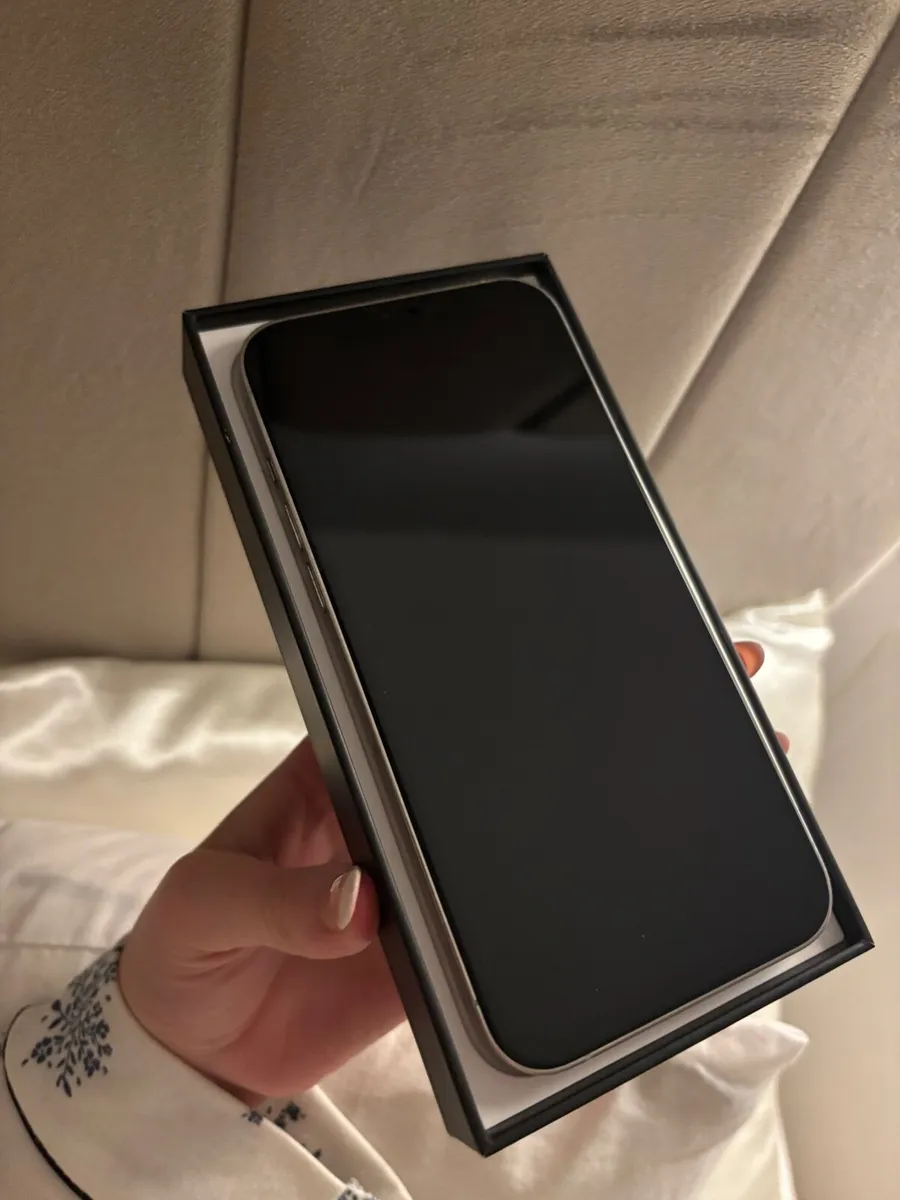 IPhone 12 Pro Max - Image 1