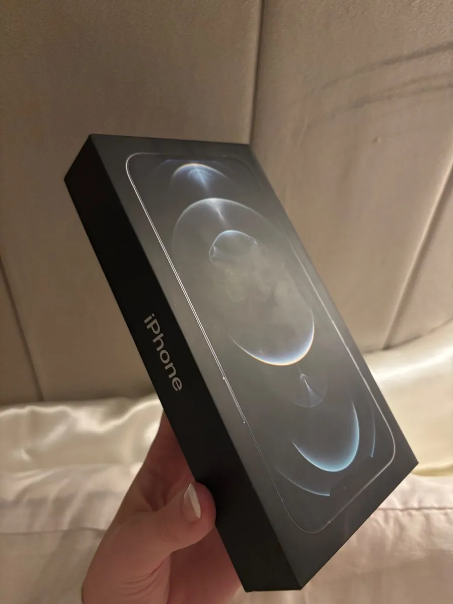 IPhone 12 Pro Max - Image 3