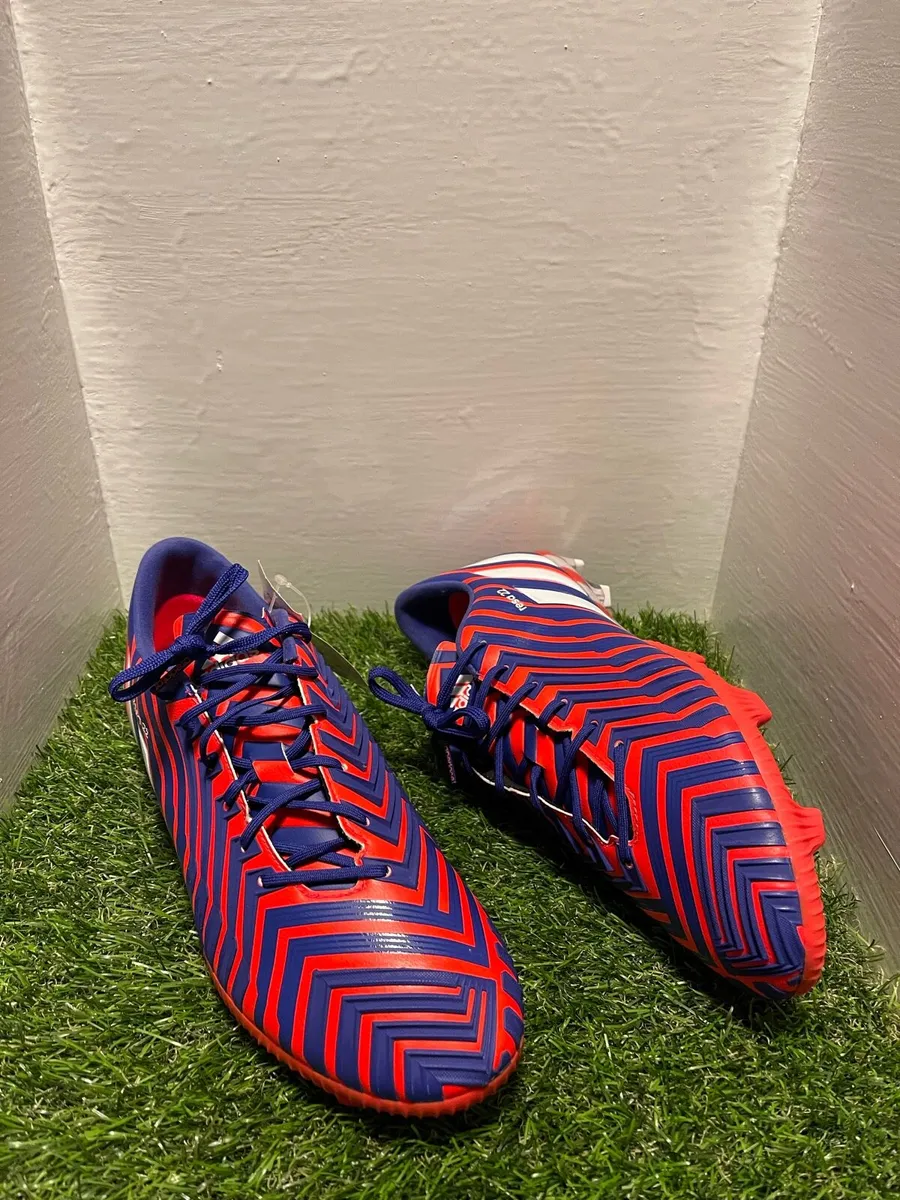 Adidas Predator Instinct FG Football Boots UK 9.5 - Image 1