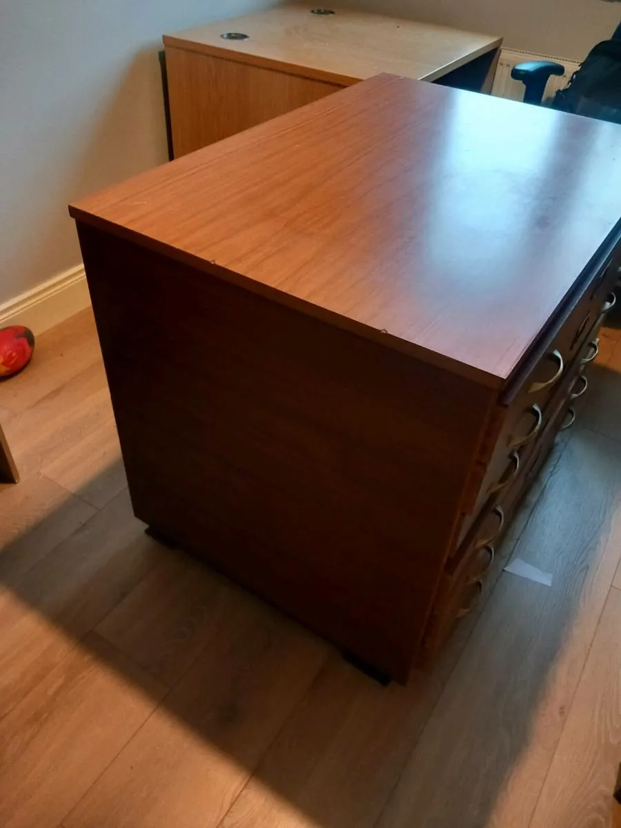 Architects Cabinet - Image 3