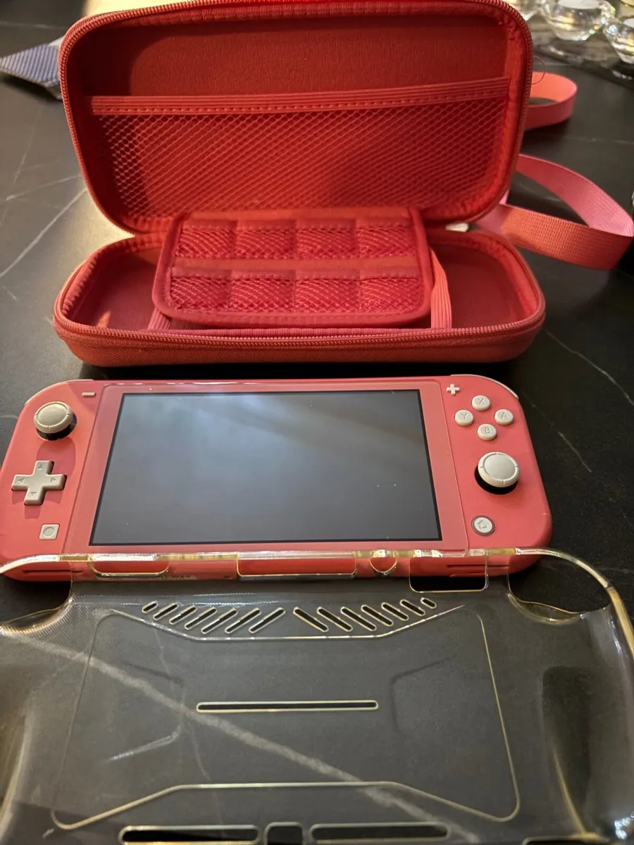 Nintendo switch lite - Image 3