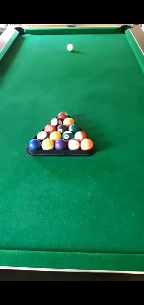 Pool table - Image 2