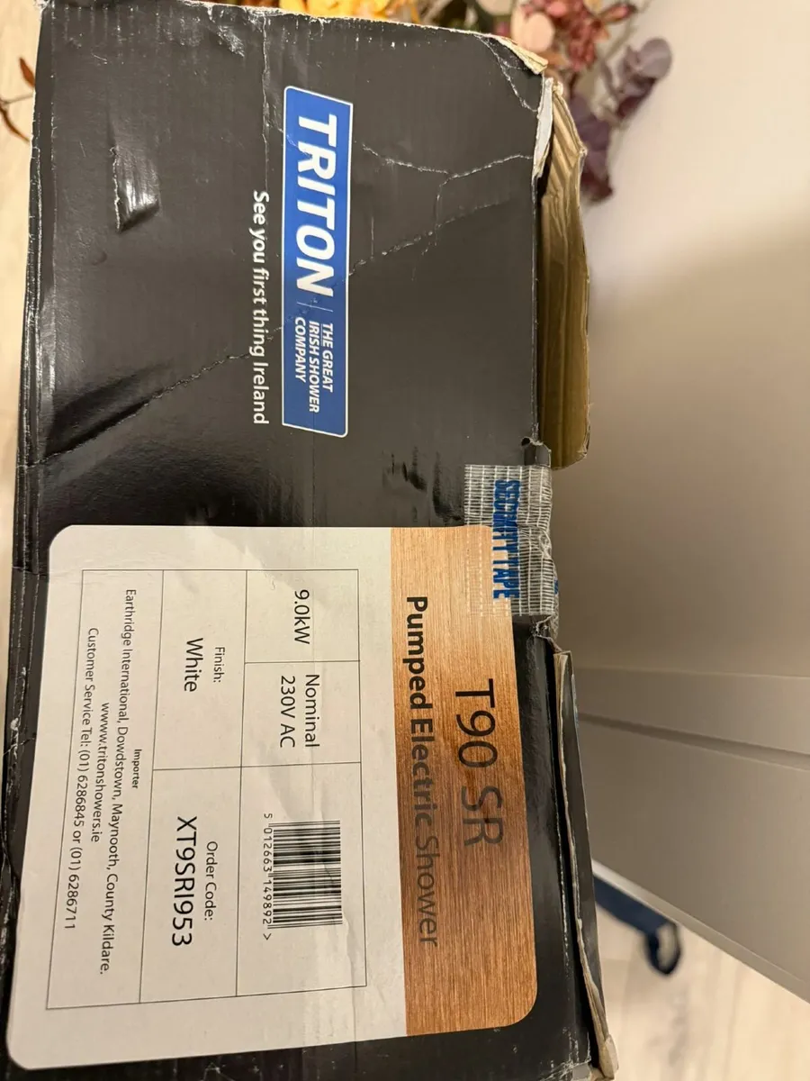 Triton T90 SR Gloss White Electric Shower, 9kW - Image 3