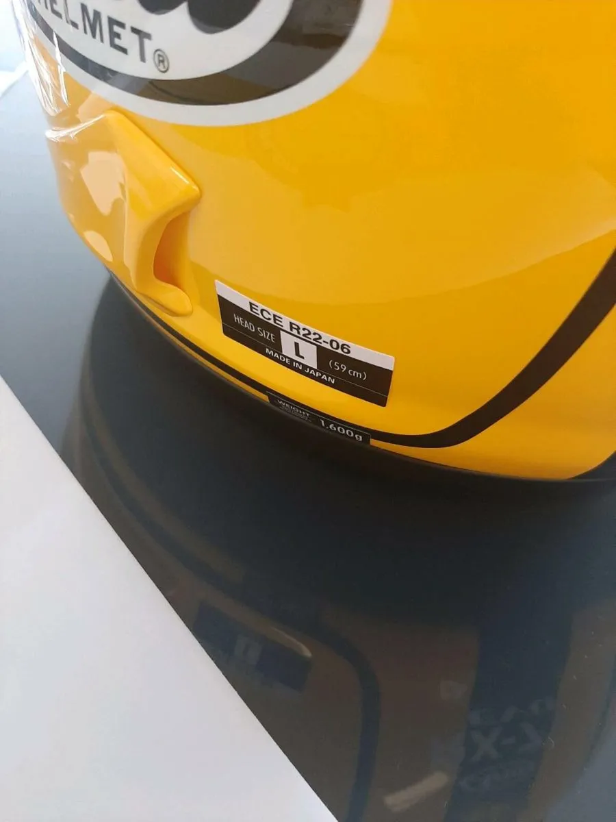 Joey Dunlop 25th Anniversary Helmet - Image 2