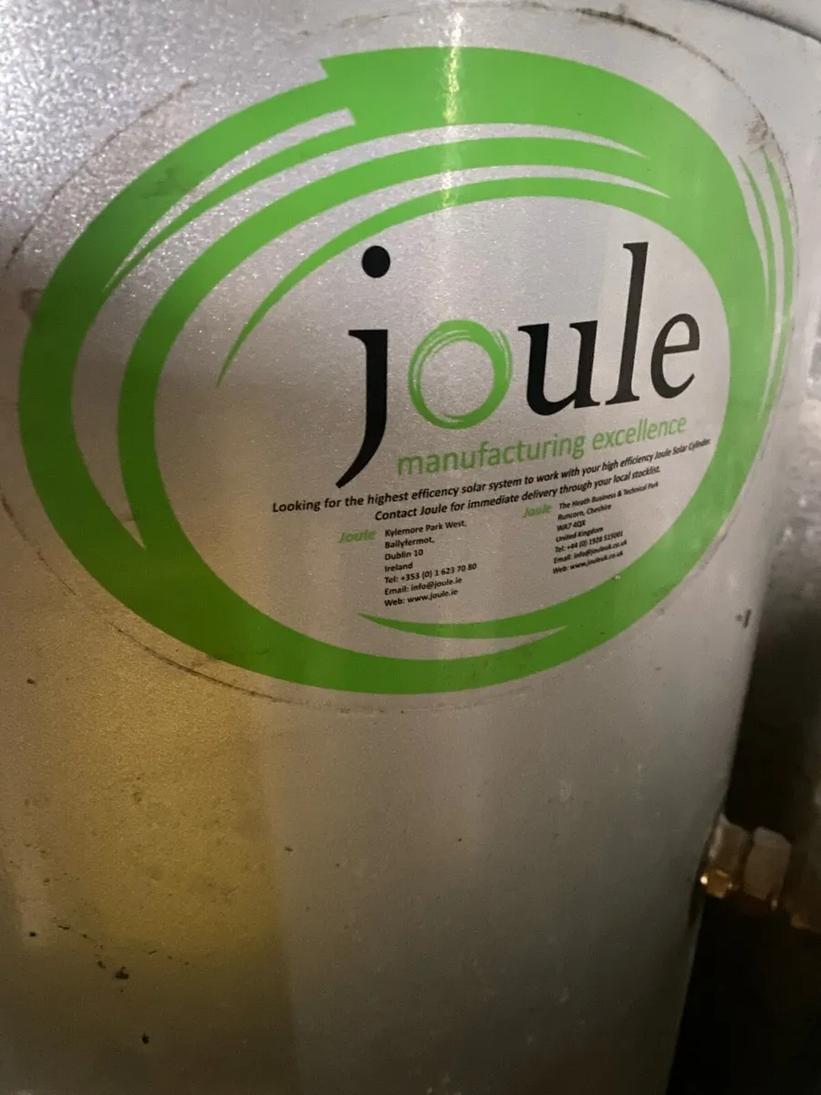 Water cylinder and burner - Image 2