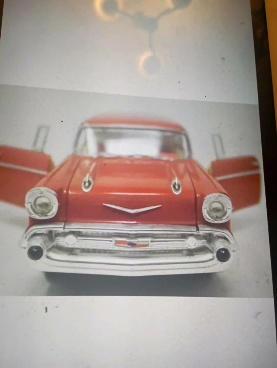 Vintage 1957  CHEVROLET'S BELL AIR NOMAD RED 1-24 - Image 2