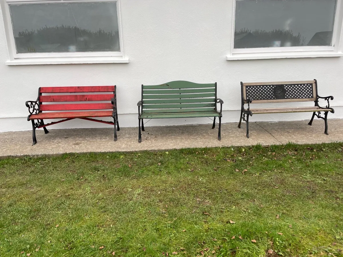 3 cast iron garden bench - Image 1