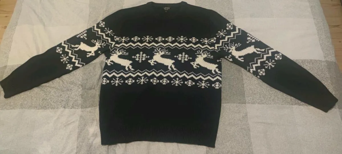 Christmas sweater L