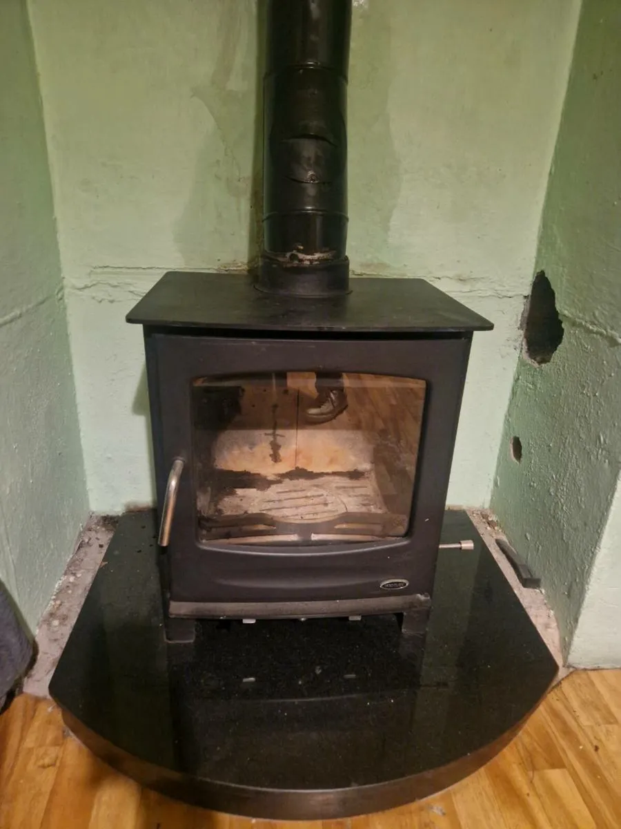 STOVE (Almost new) - Image 1