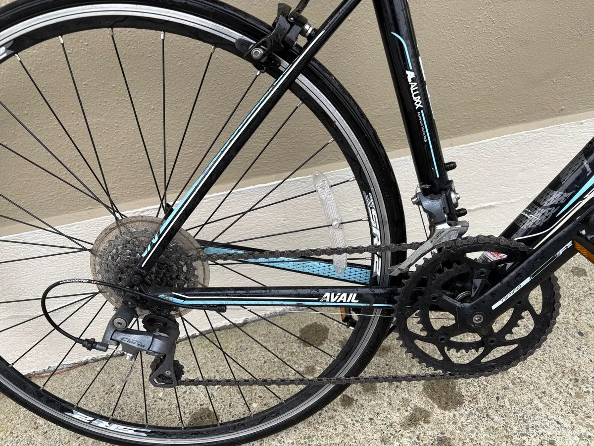 Road bicycle - Image 4