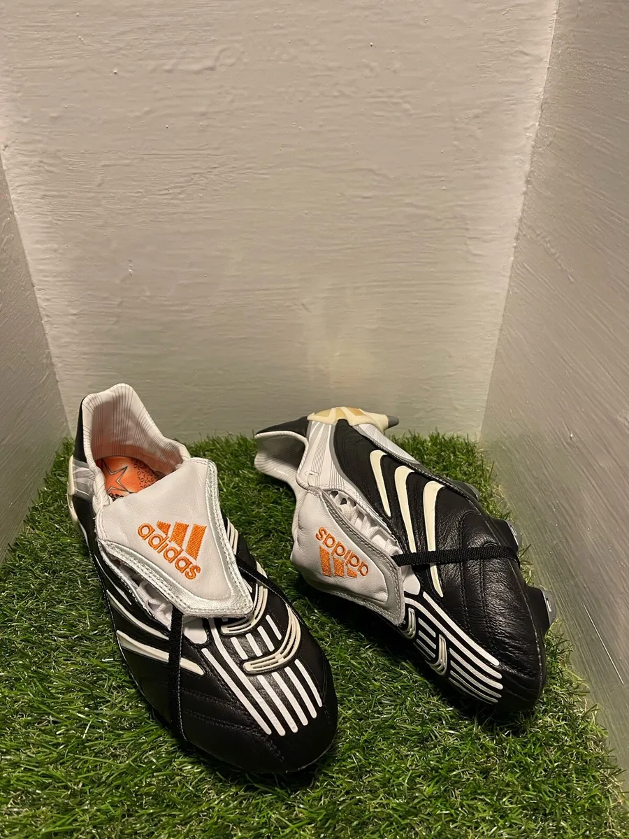 Adidas Predator Absolute SG Football Boots | UK 8 - Image 1